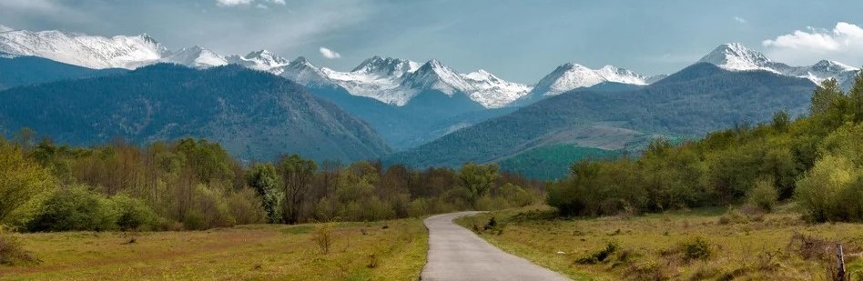 Tabără Țara Hațegului pe bicicleta